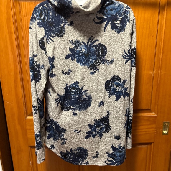 Apt 9 Cowl neck sweater - Picture 3 of 6